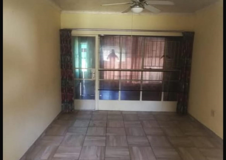 1 Bedroom Property for Sale in Randlespark North West